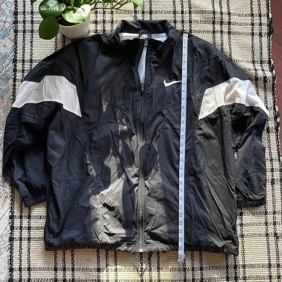 Nike nylon zip jacket - Picture 6 of 7